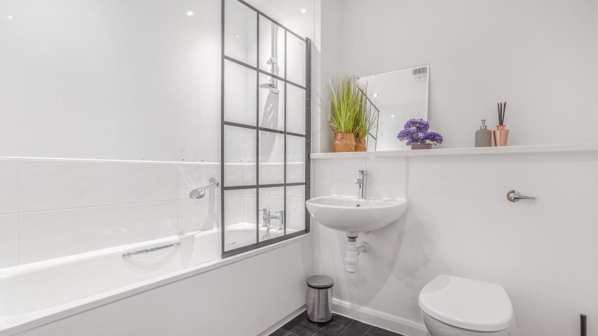 Japanese Suite 2Bed 2Bath, Free Park, Netfix, 75 Inch Tv, Games - City Centre- Maihom Μπέρμιγχαμ Εξωτερικό φωτογραφία