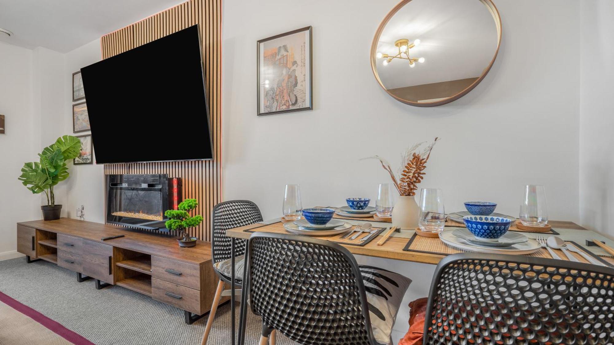 Japanese Suite 2Bed 2Bath, Free Park, Netfix, 75 Inch Tv, Games - City Centre- Maihom Μπέρμιγχαμ Εξωτερικό φωτογραφία
